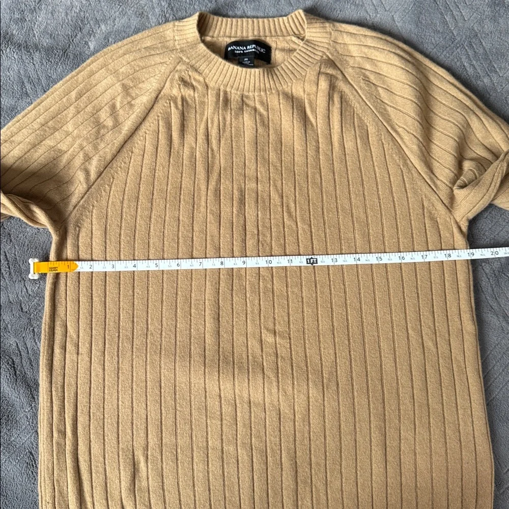 Banana Republic Cashmere Sweater Scola Men’s Camel Medium